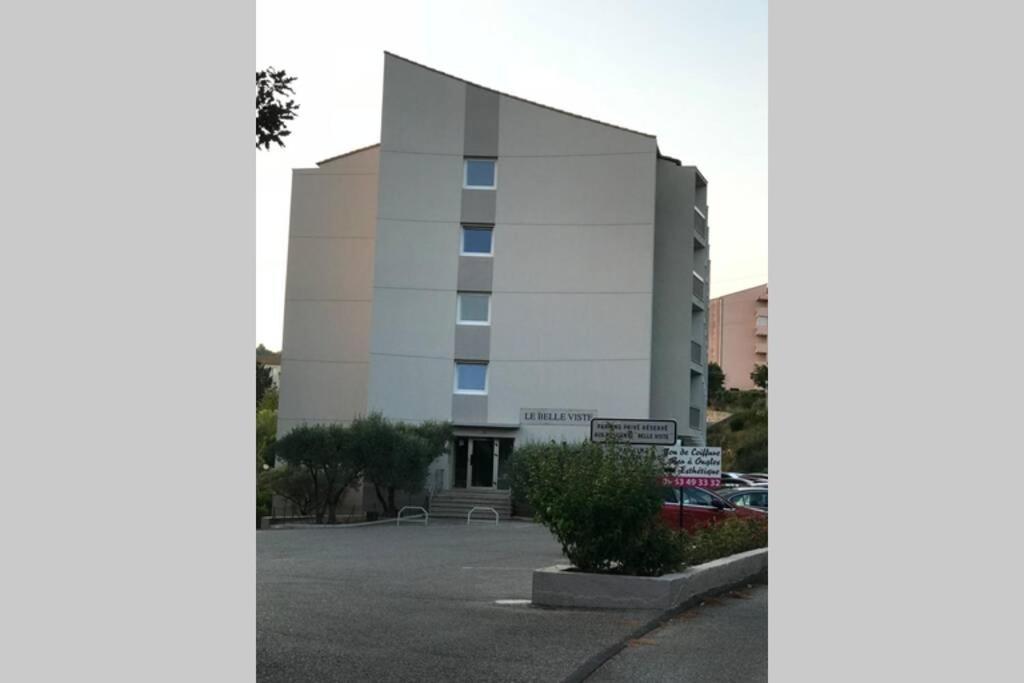 Studio Meuble Classe 2 Etoiles - 30M² Gréoux-les-Bains المظهر الخارجي الصورة