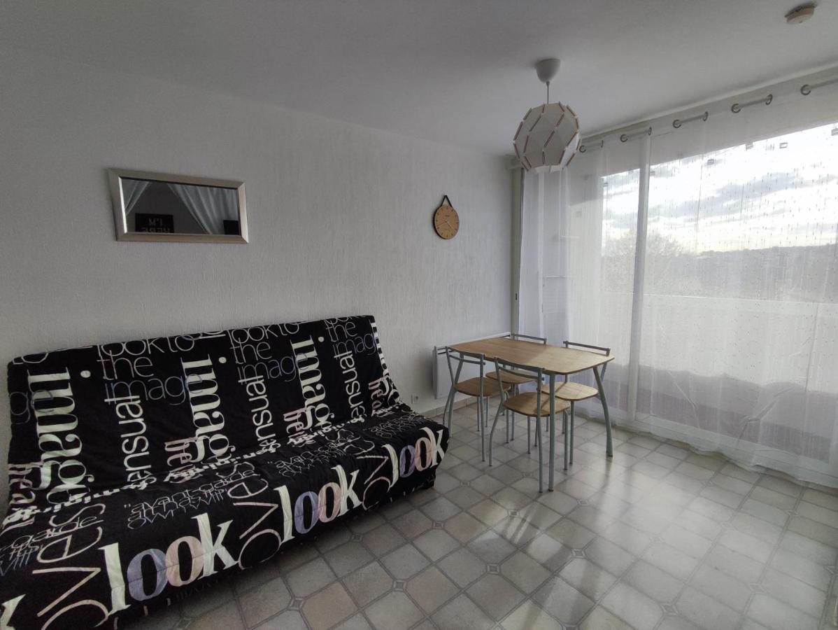 Studio Meuble Classe 2 Etoiles - 30M² Gréoux-les-Bains المظهر الخارجي الصورة